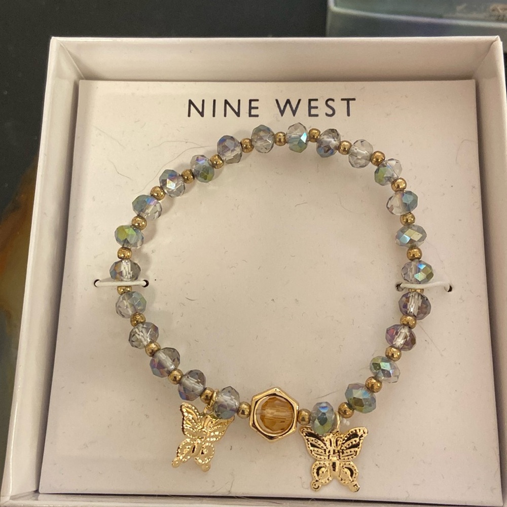 Nine West smokey AB Beads w butterfly charms stretch bracelet nib 7"